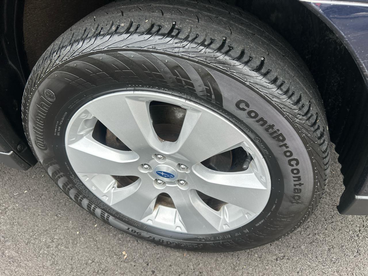 Subaru Outback 2.5i Limited 2012