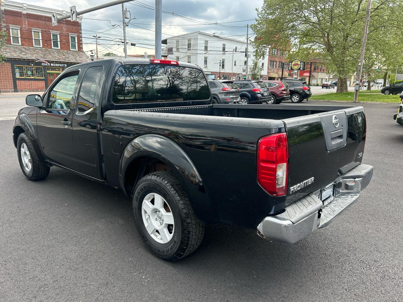 Nissan Frontier 2WD Crew Cab LWB Auto SL 2005