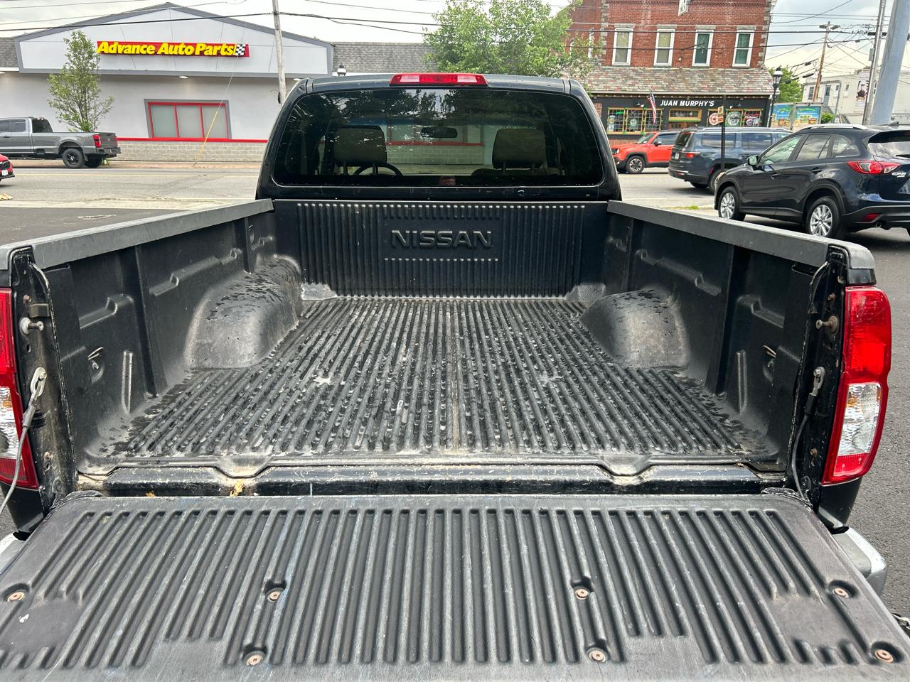 Nissan Frontier 2WD Crew Cab LWB Auto SL 2005