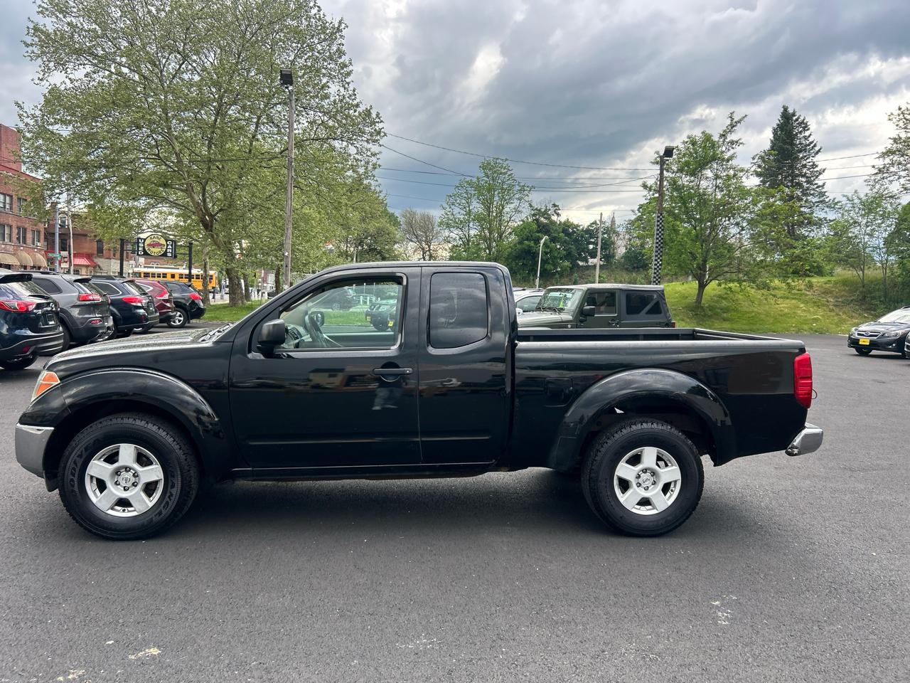 Nissan Frontier 2WD Crew Cab LWB Auto SL 2005