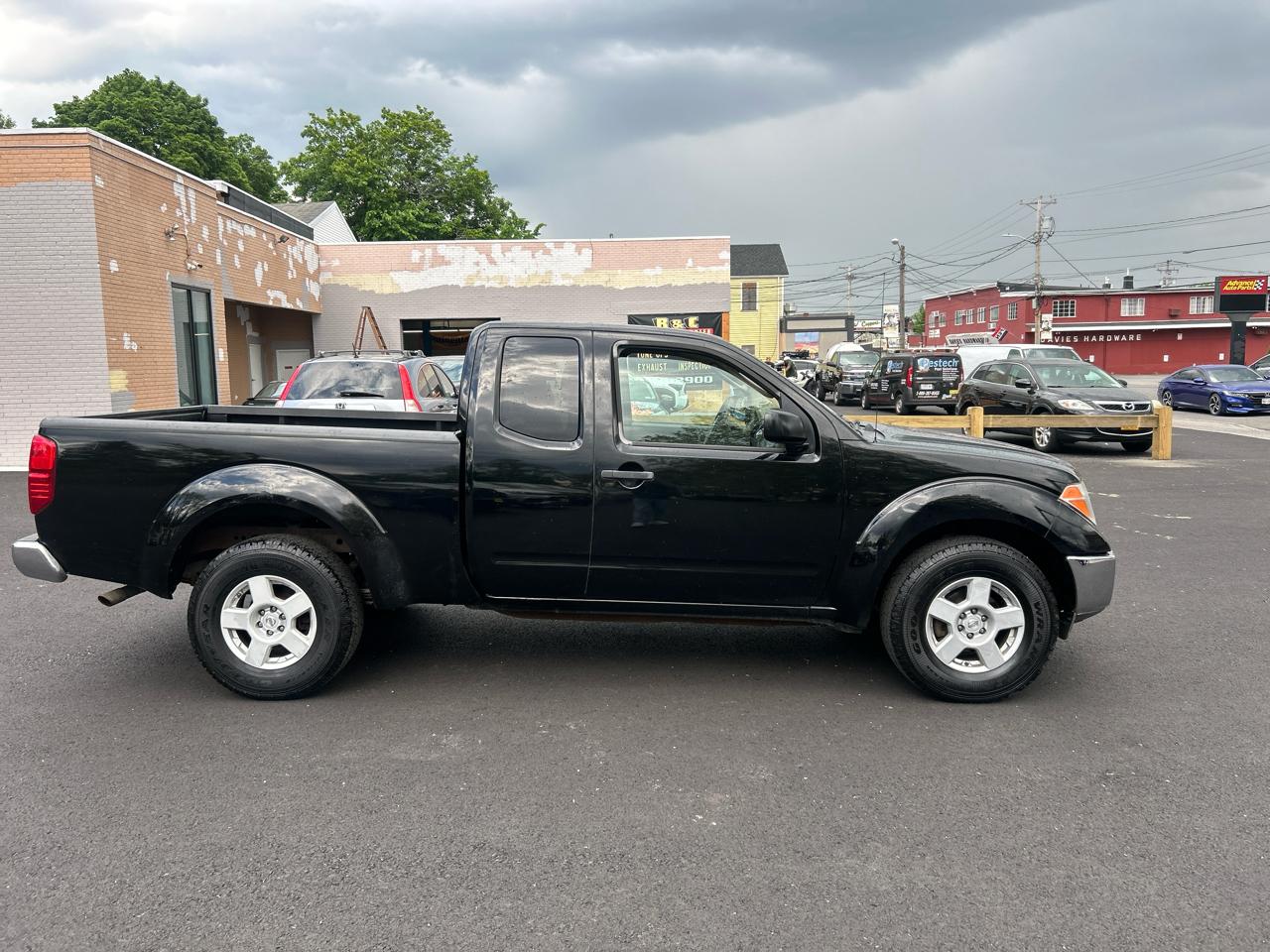 Nissan Frontier 2WD Crew Cab LWB Auto SL 2005