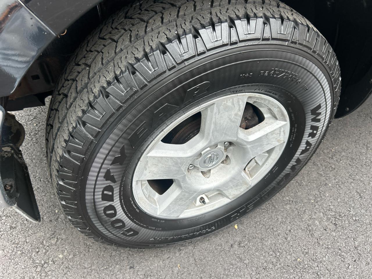 Nissan Frontier 2WD Crew Cab LWB Auto SL 2005