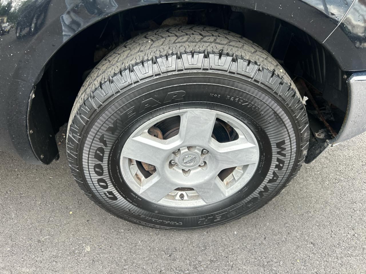 Nissan Frontier 2WD Crew Cab LWB Auto SL 2005