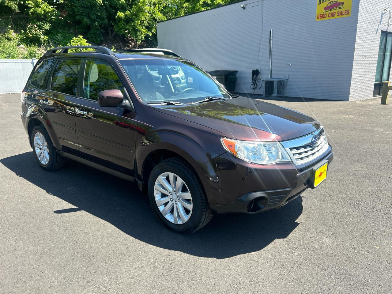 Subaru Forester 2.5X Premium 2013