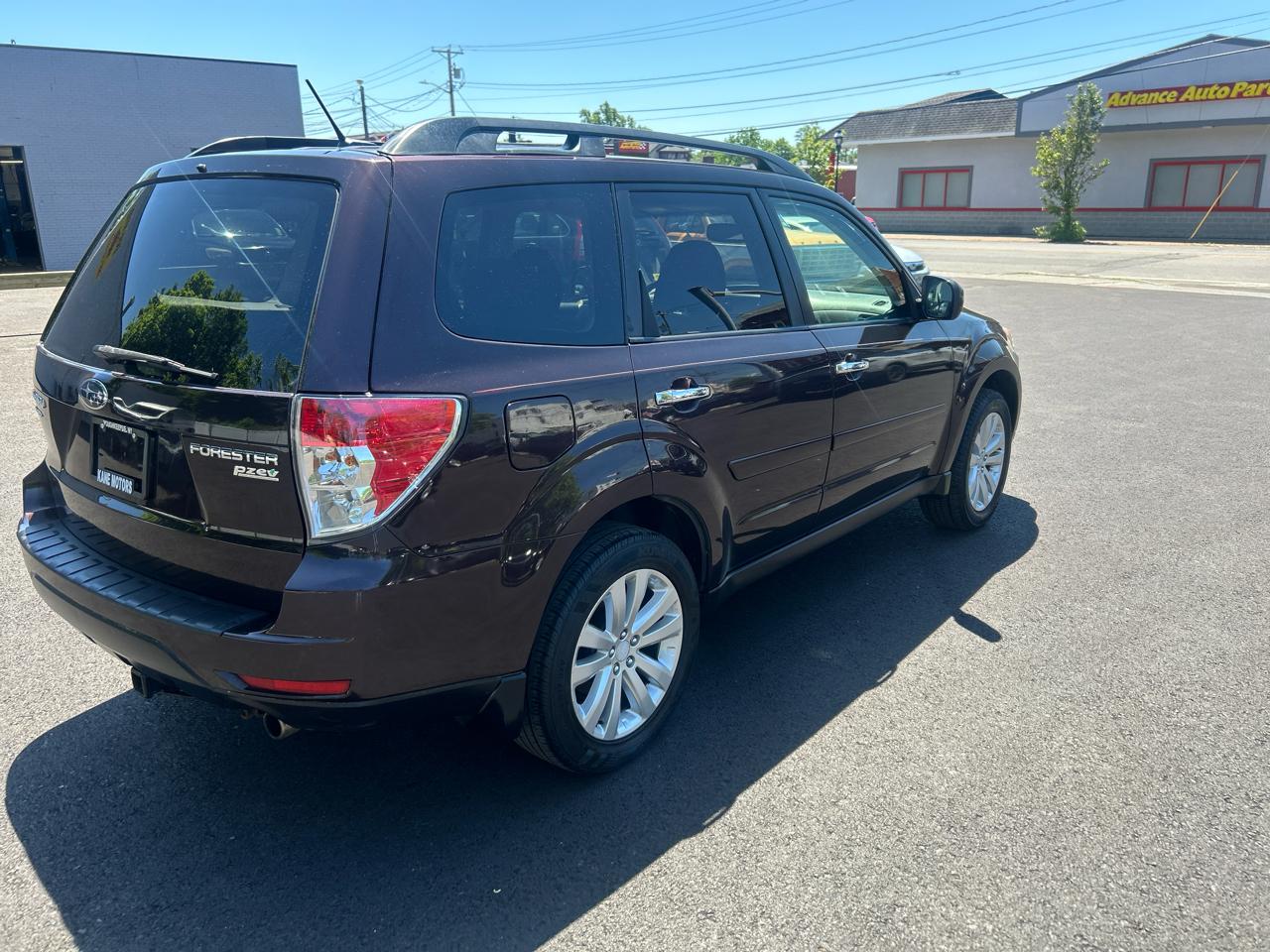 Subaru Forester 2.5X Premium 2013