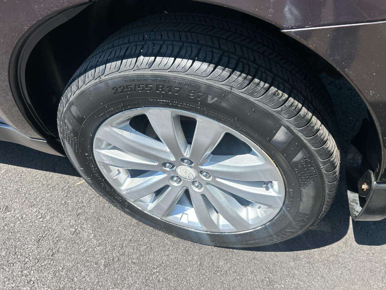 Subaru Forester 2.5X Premium 2013