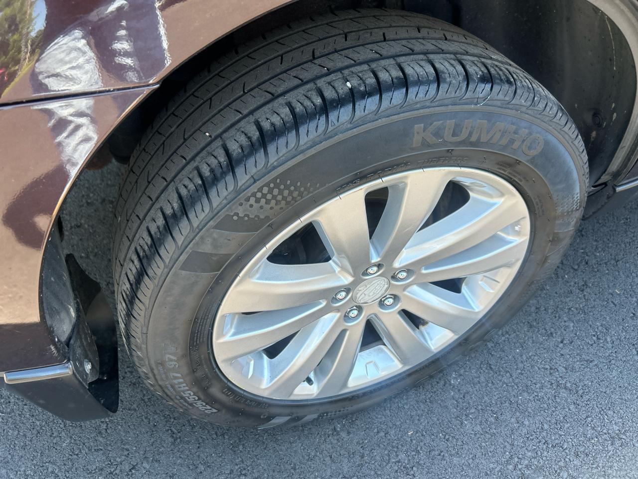 Subaru Forester 2.5X Premium 2013