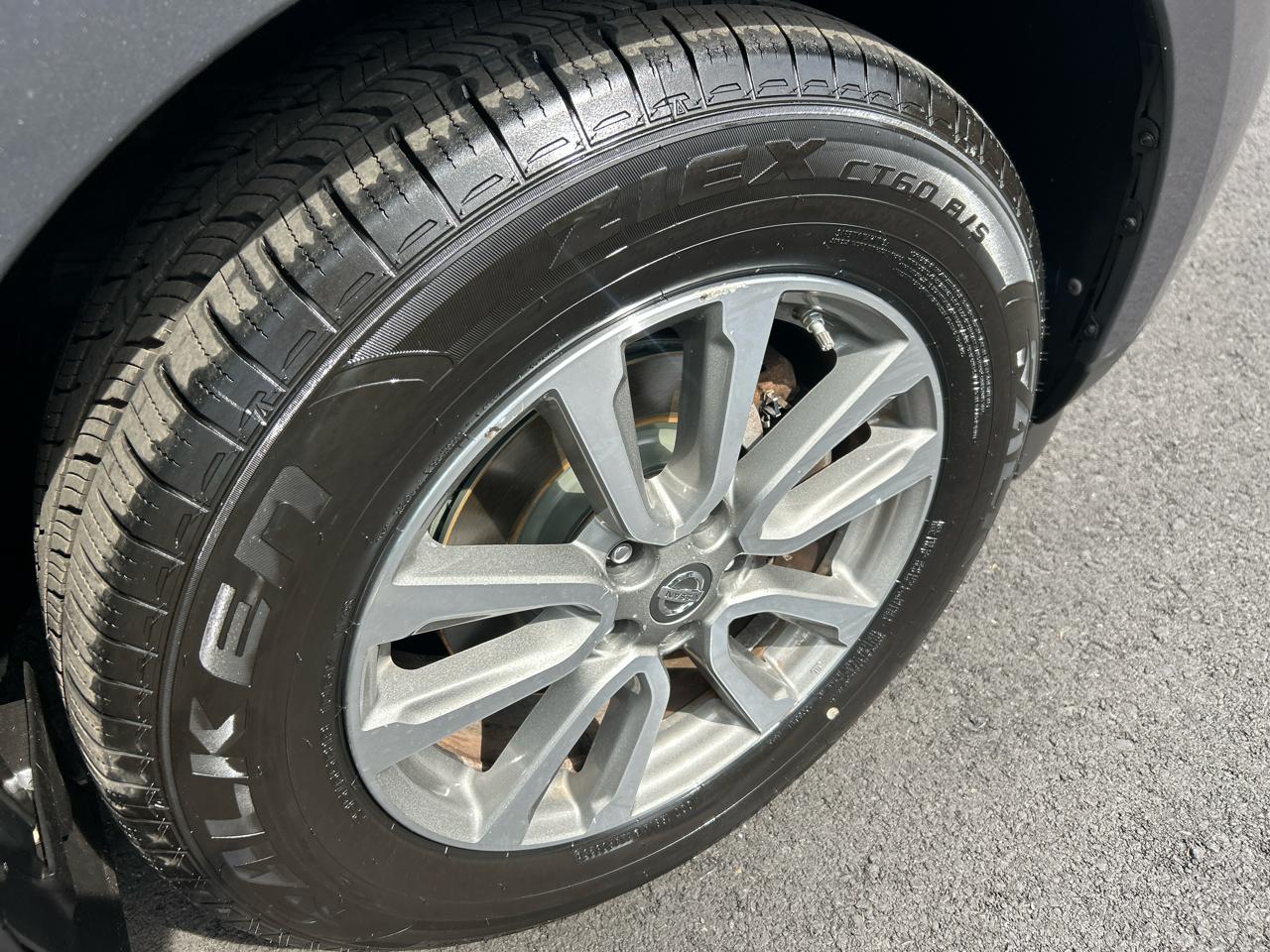 Nissan Pathfinder S 4WD 2014
