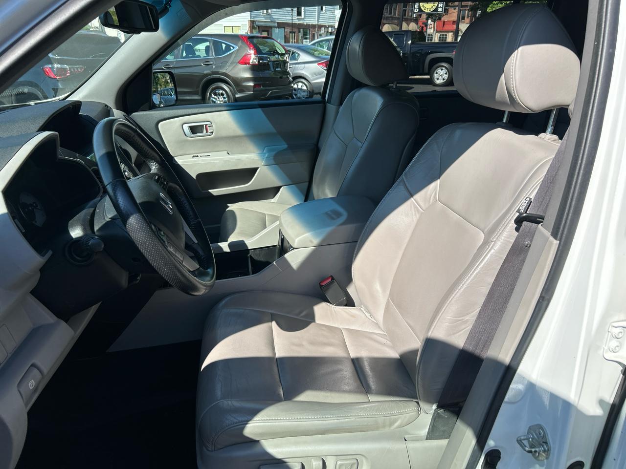 Honda Pilot EX-L 4D SUV 4WD 2011