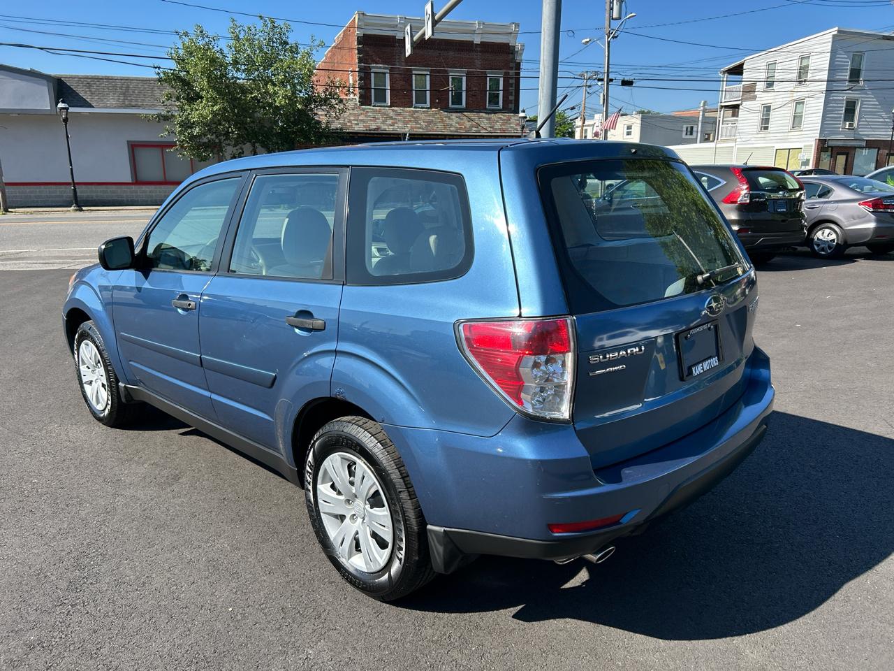Subaru Forester 2.5X 2010