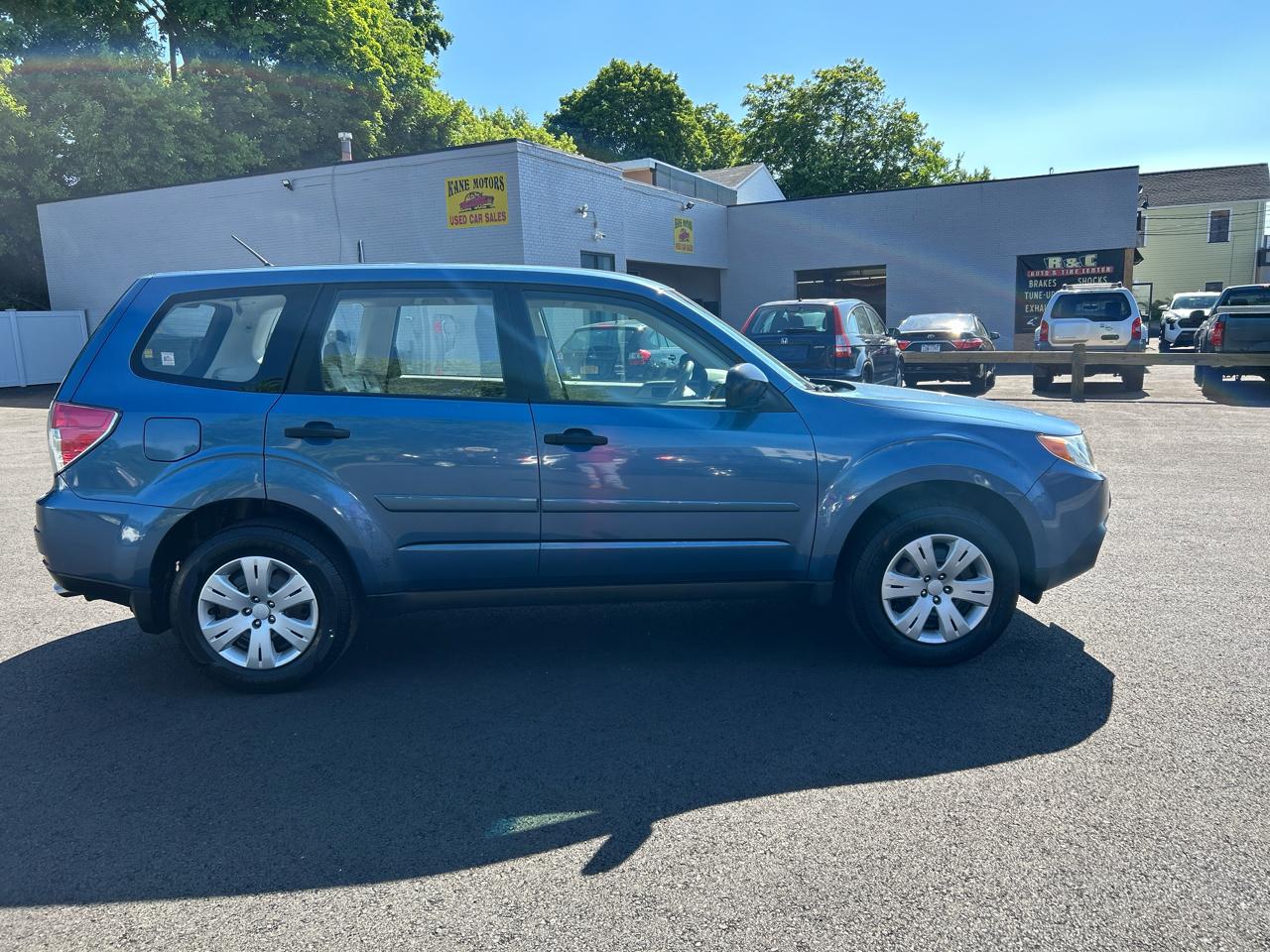 Subaru Forester 2.5X 2010