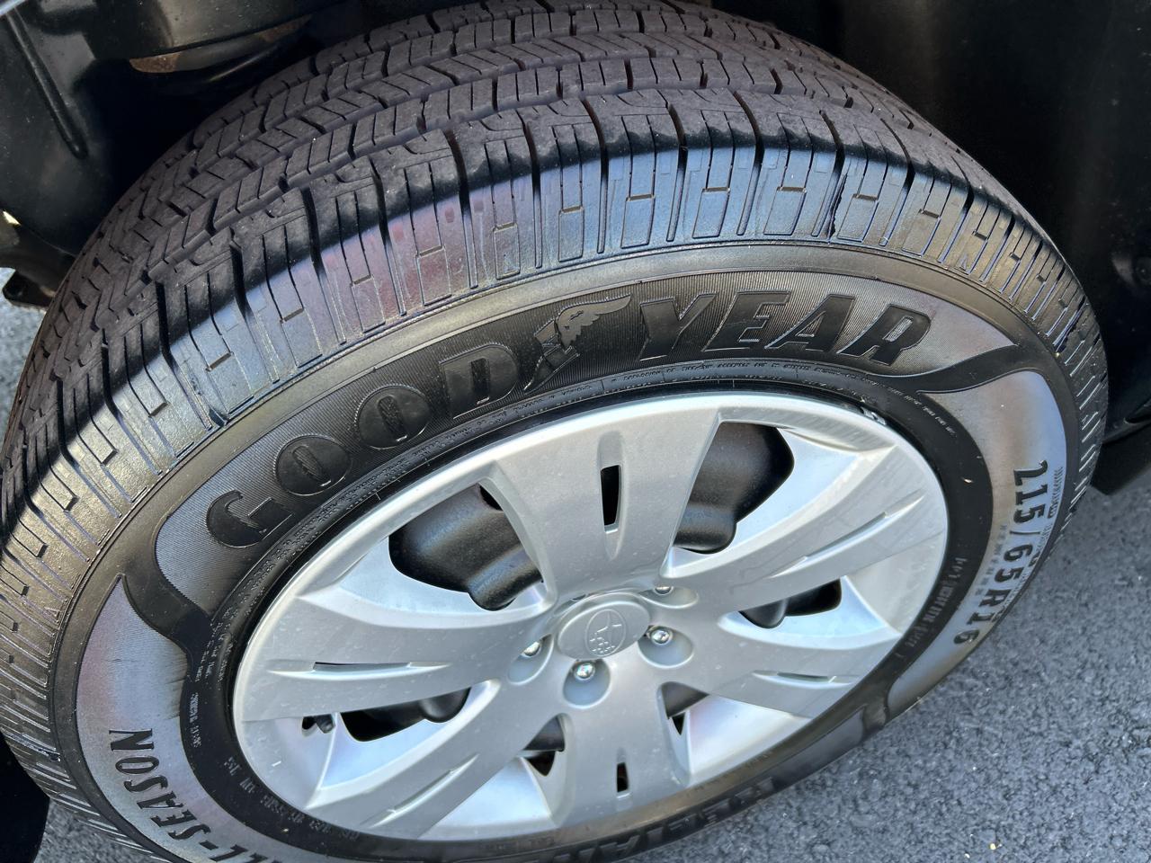 Subaru Forester 2.5X 2010