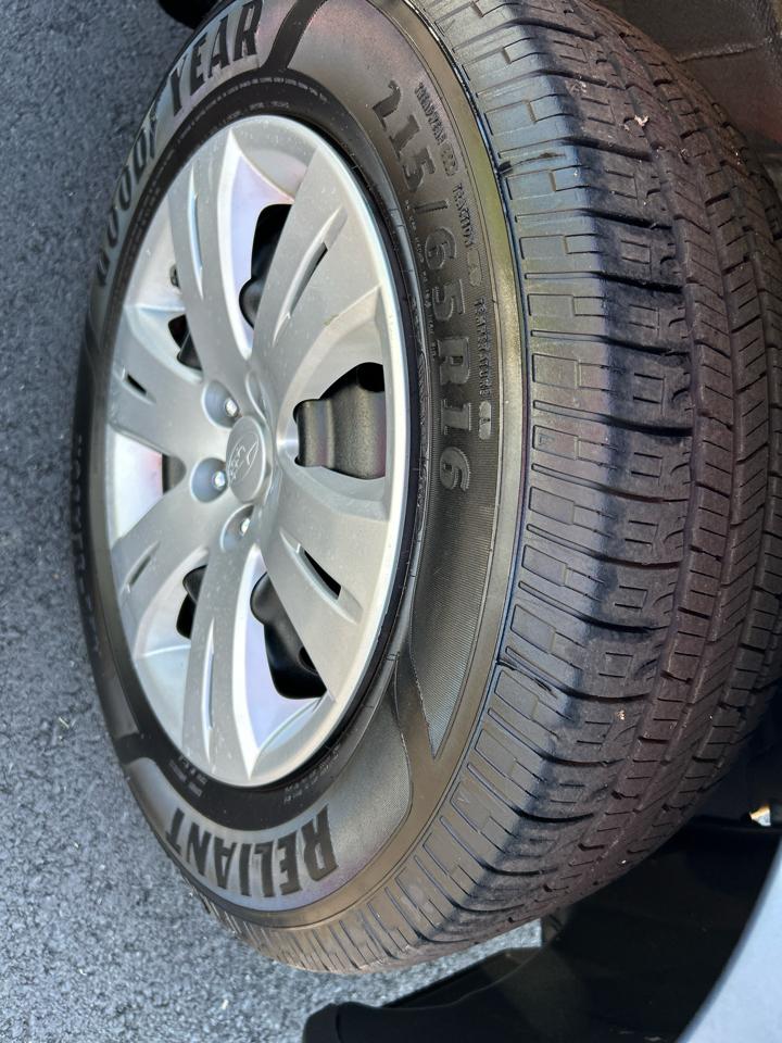 Subaru Forester 2.5X 2010