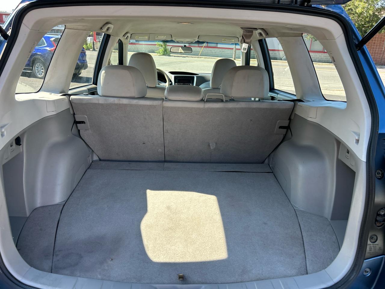 Subaru Forester 2.5X 2010