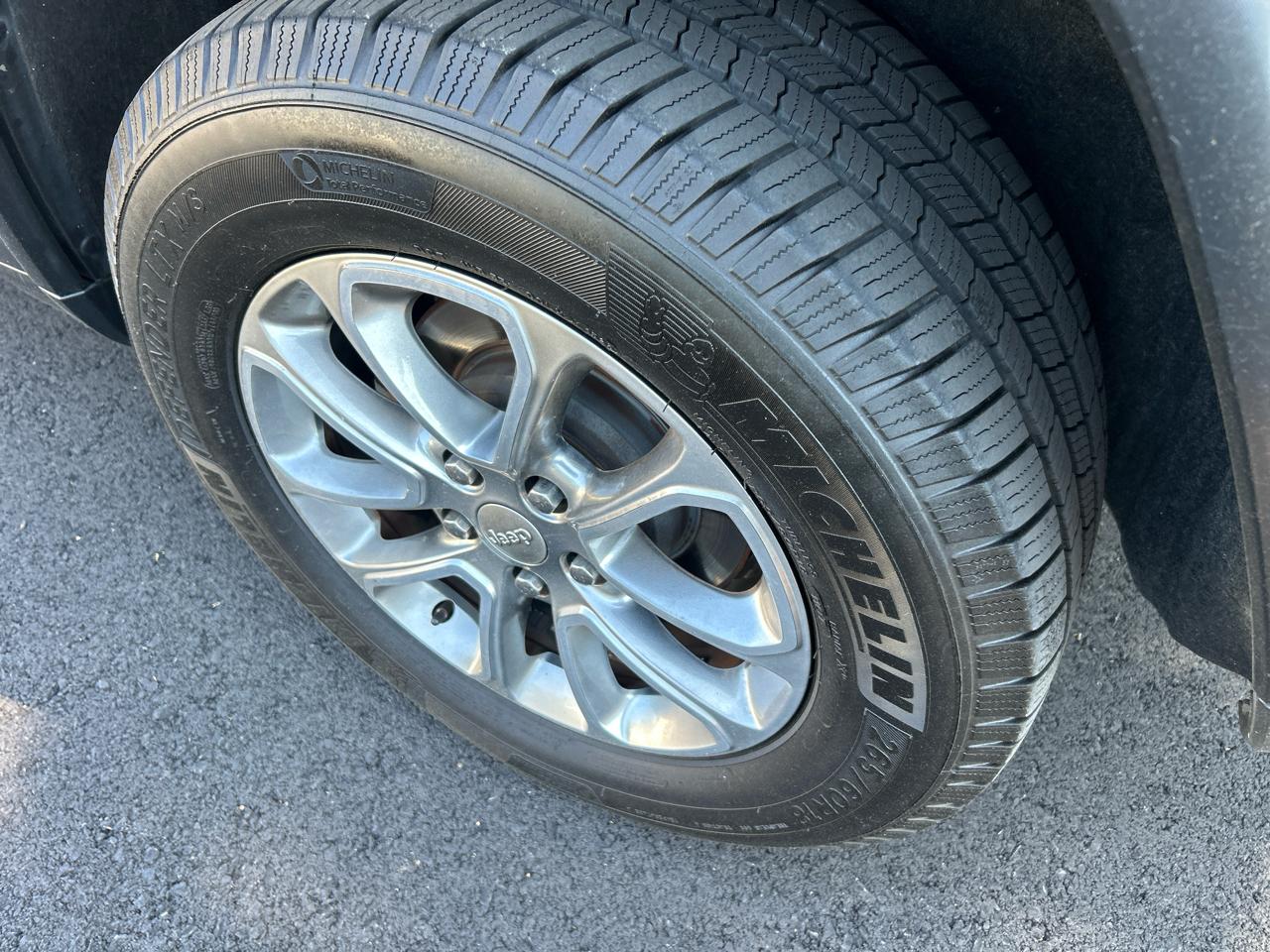 Jeep Grand Cherokee Limited 4WD 2015