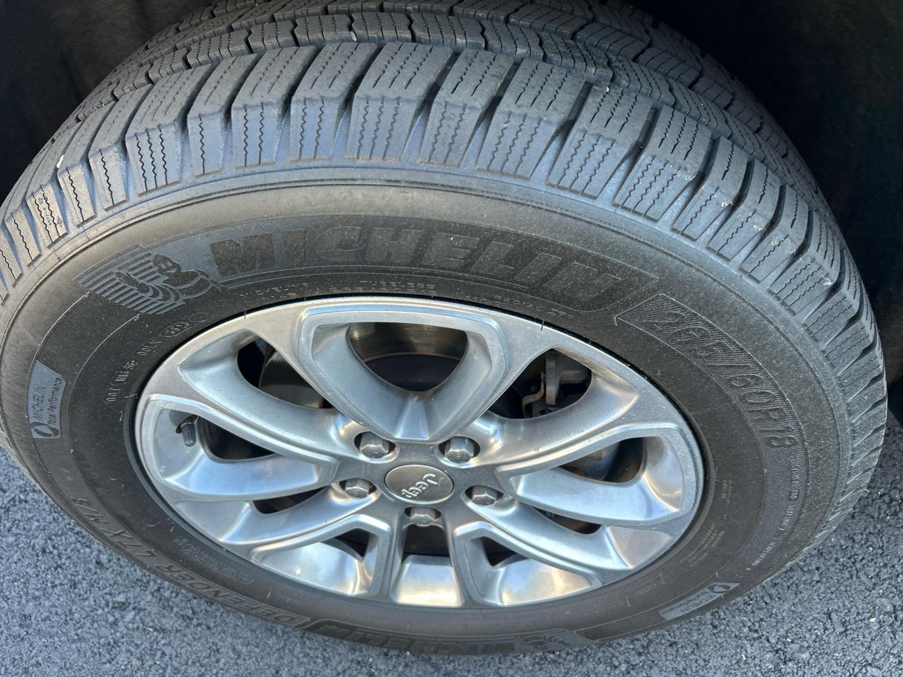 Jeep Grand Cherokee Limited 4WD 2015