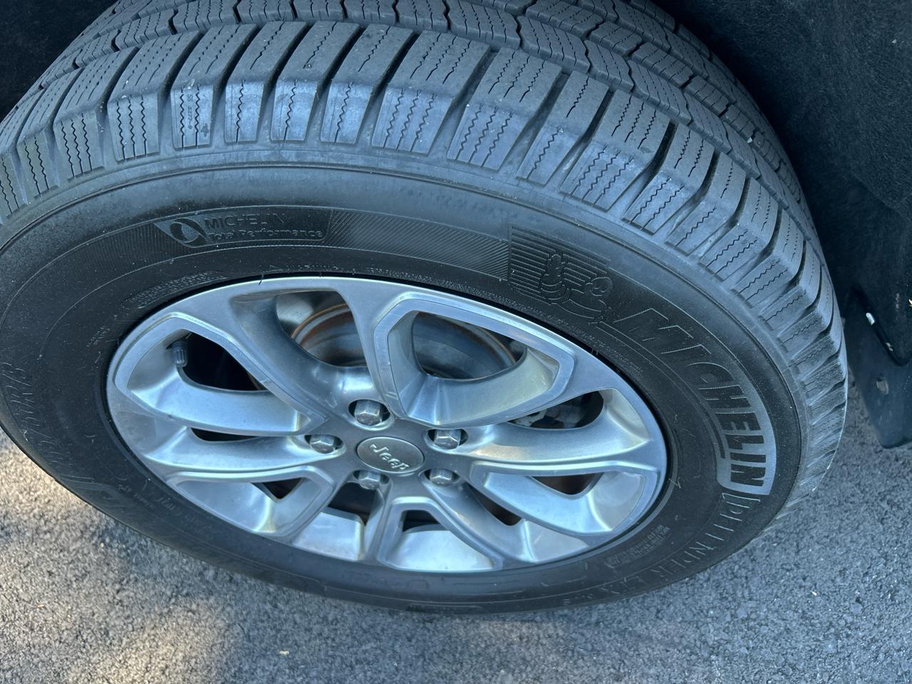 Jeep Grand Cherokee Limited 4WD 2015