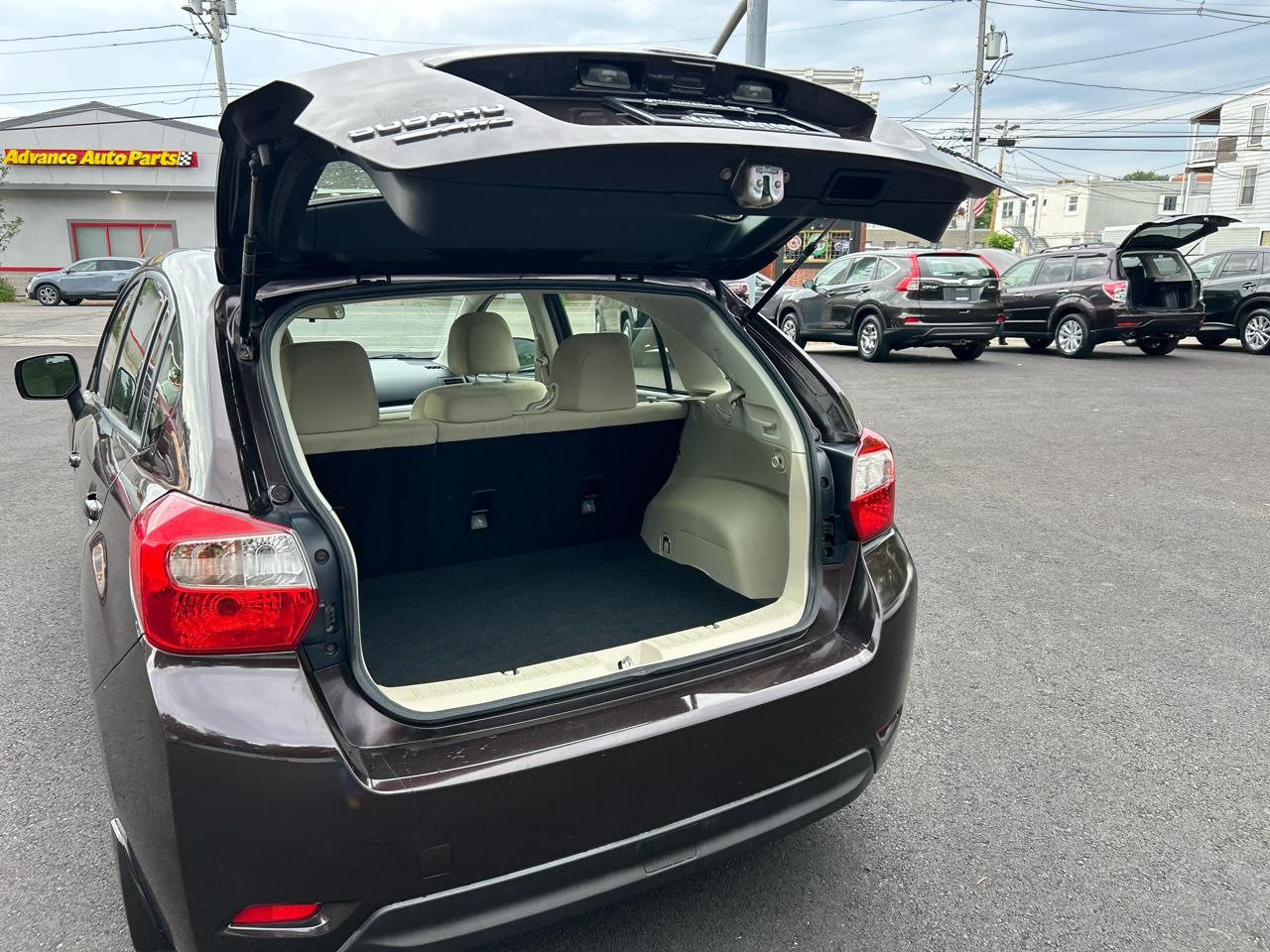 Subaru Impreza Base 5-Door 2013