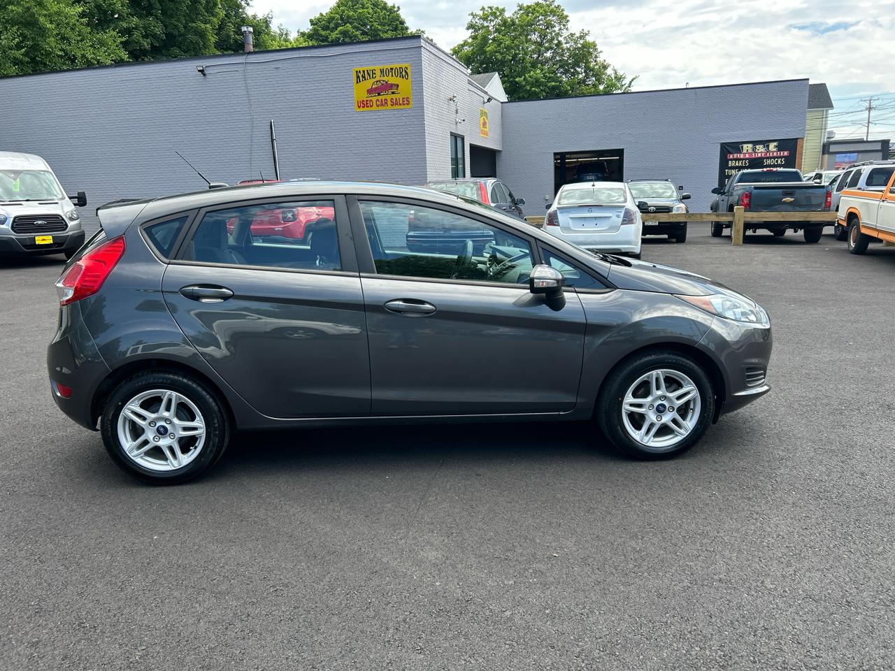 Ford Fiesta SE Hatchback 2018