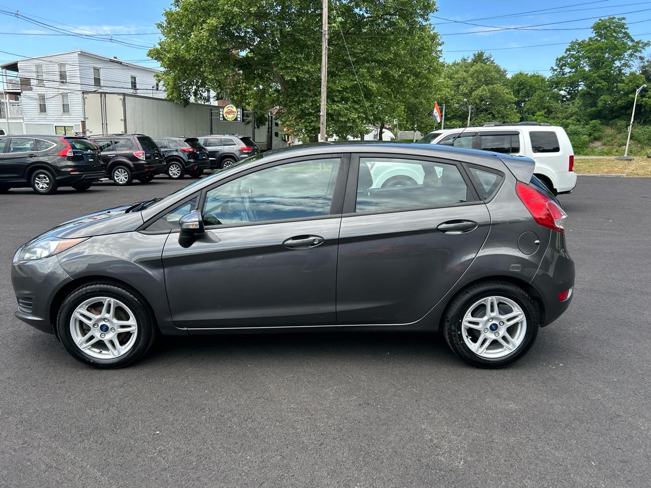 Ford Fiesta SE Hatchback 2018