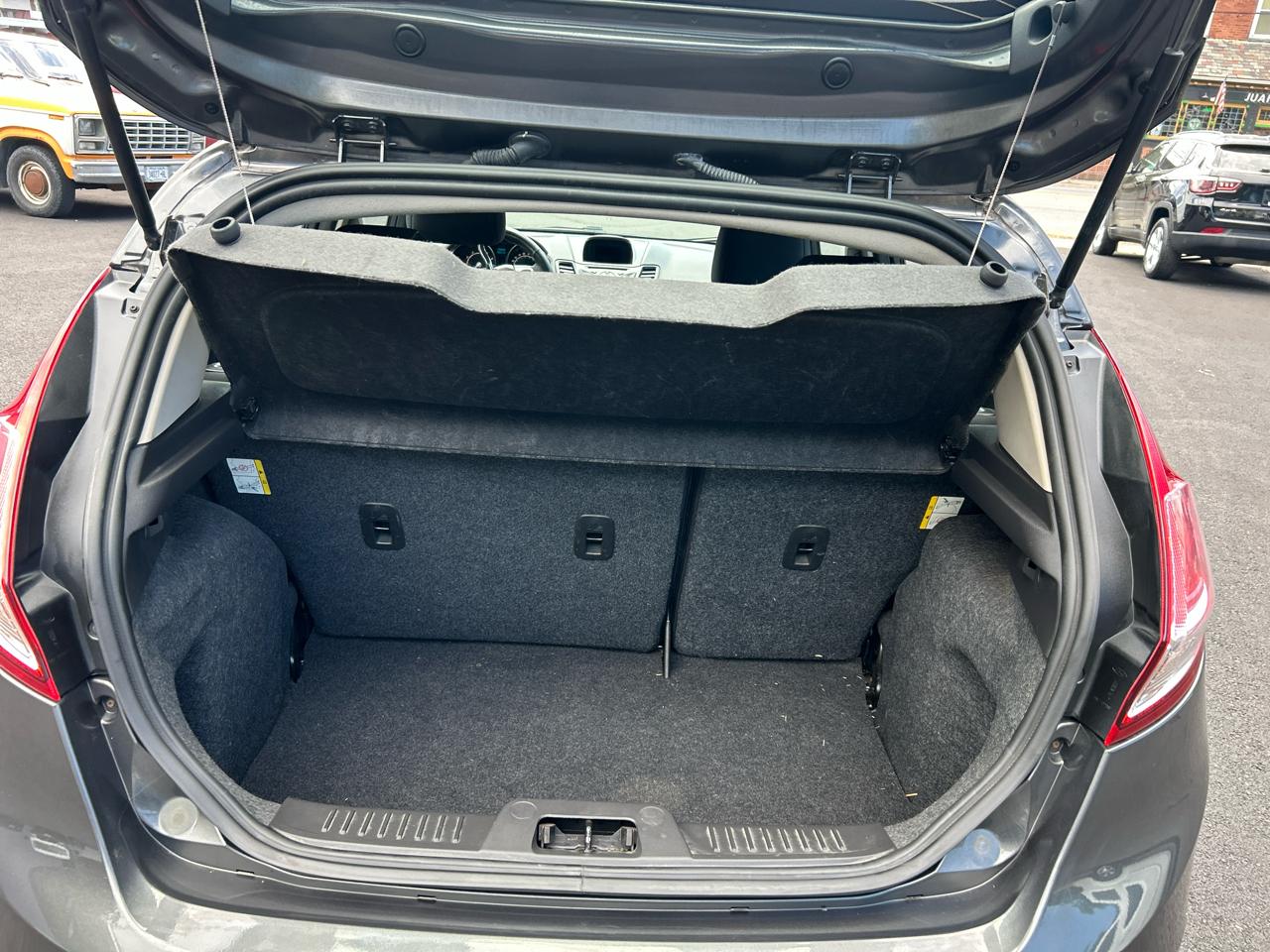 Ford Fiesta SE Hatchback 2018