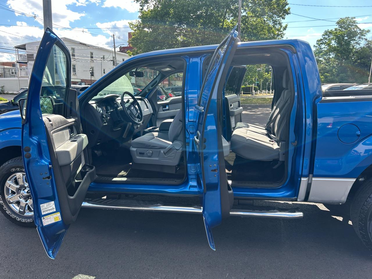 Ford F-150 FX4 SuperCab 5.5-ft. Bed 4WD 2014