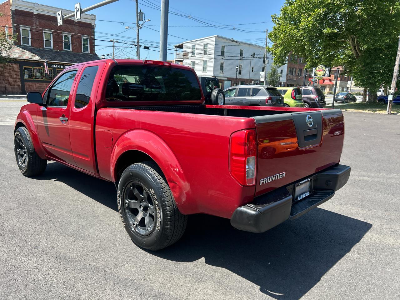 Nissan Frontier 2WD Crew Cab LWB Auto SE 2011