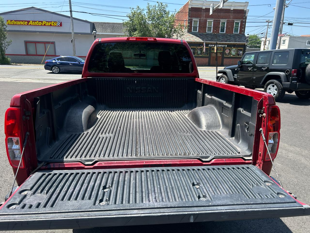 Nissan Frontier 2WD Crew Cab LWB Auto SE 2011