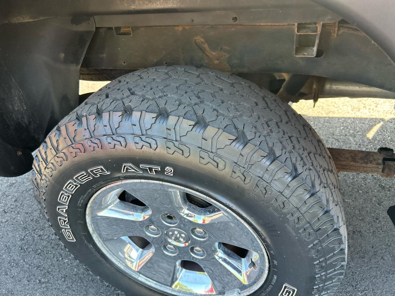 Dodge Ram 1500 4dr Quad Cab 140" WB 4WD SLT 2006