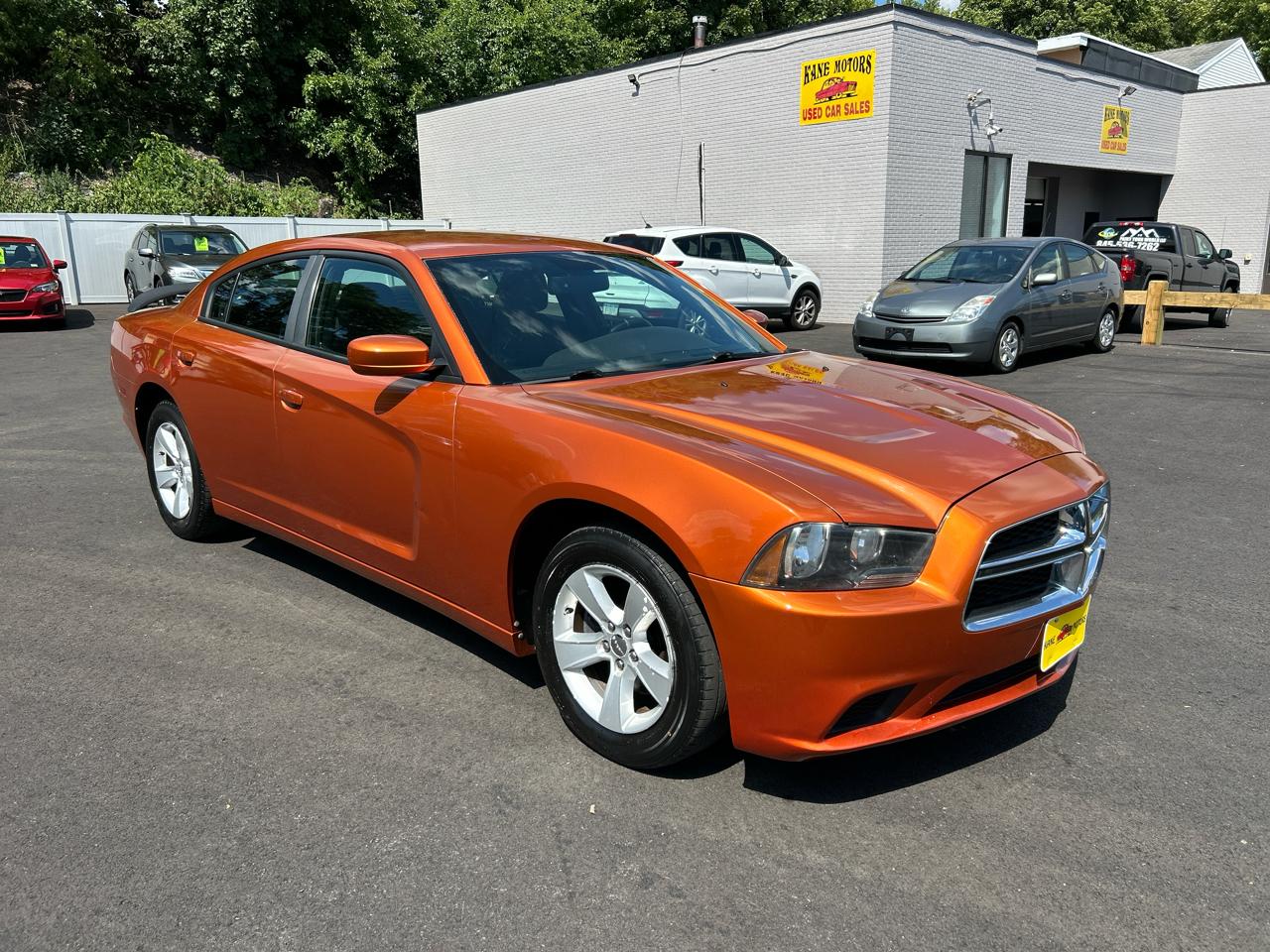 Dodge Charger SE 2011