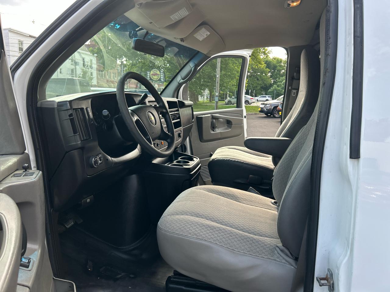 Chevrolet Express 1500 Cargo 2014