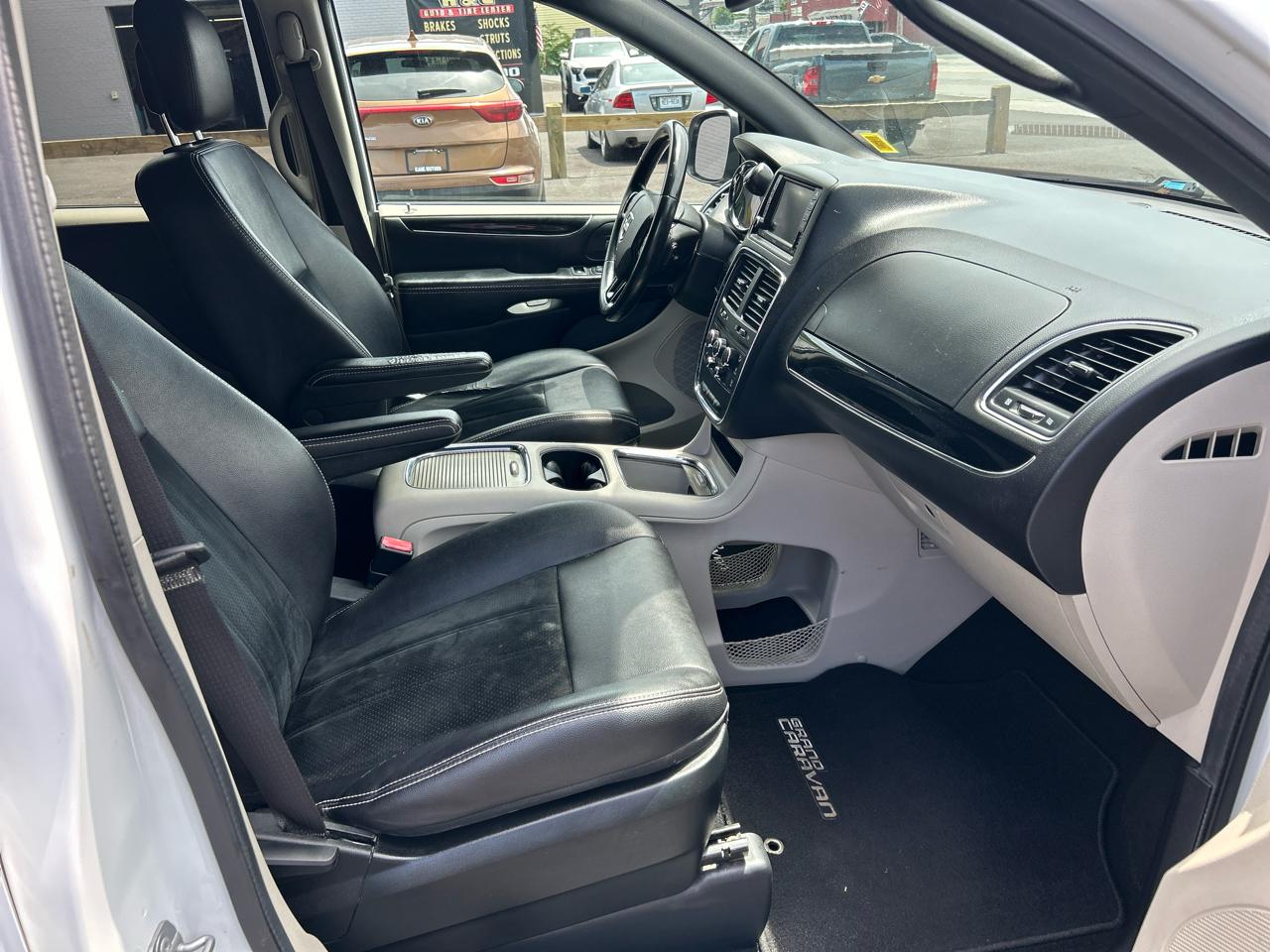 Dodge Grand Caravan SXT 2018