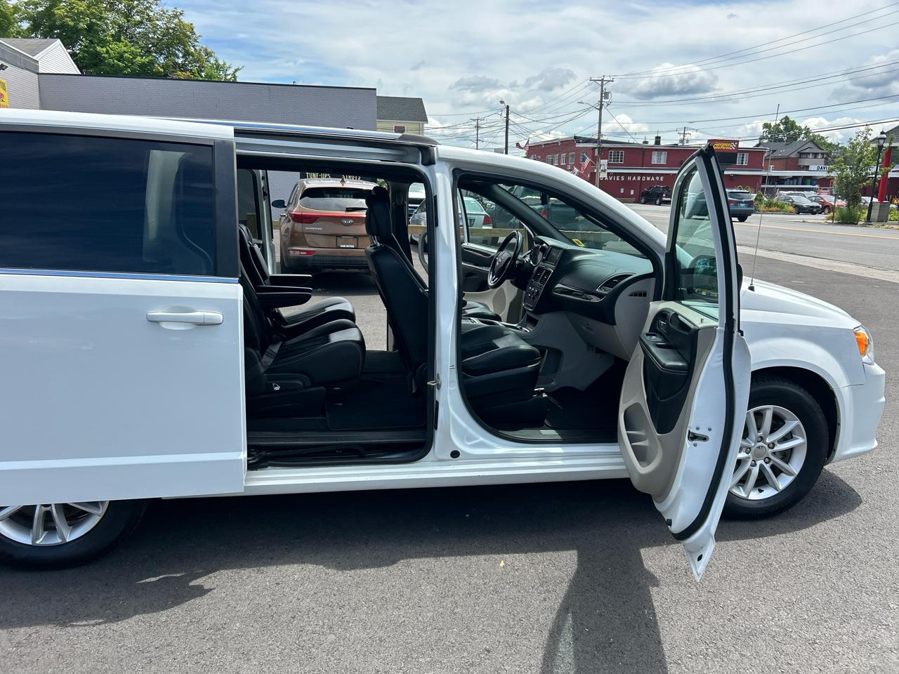 Dodge Grand Caravan SXT 2018