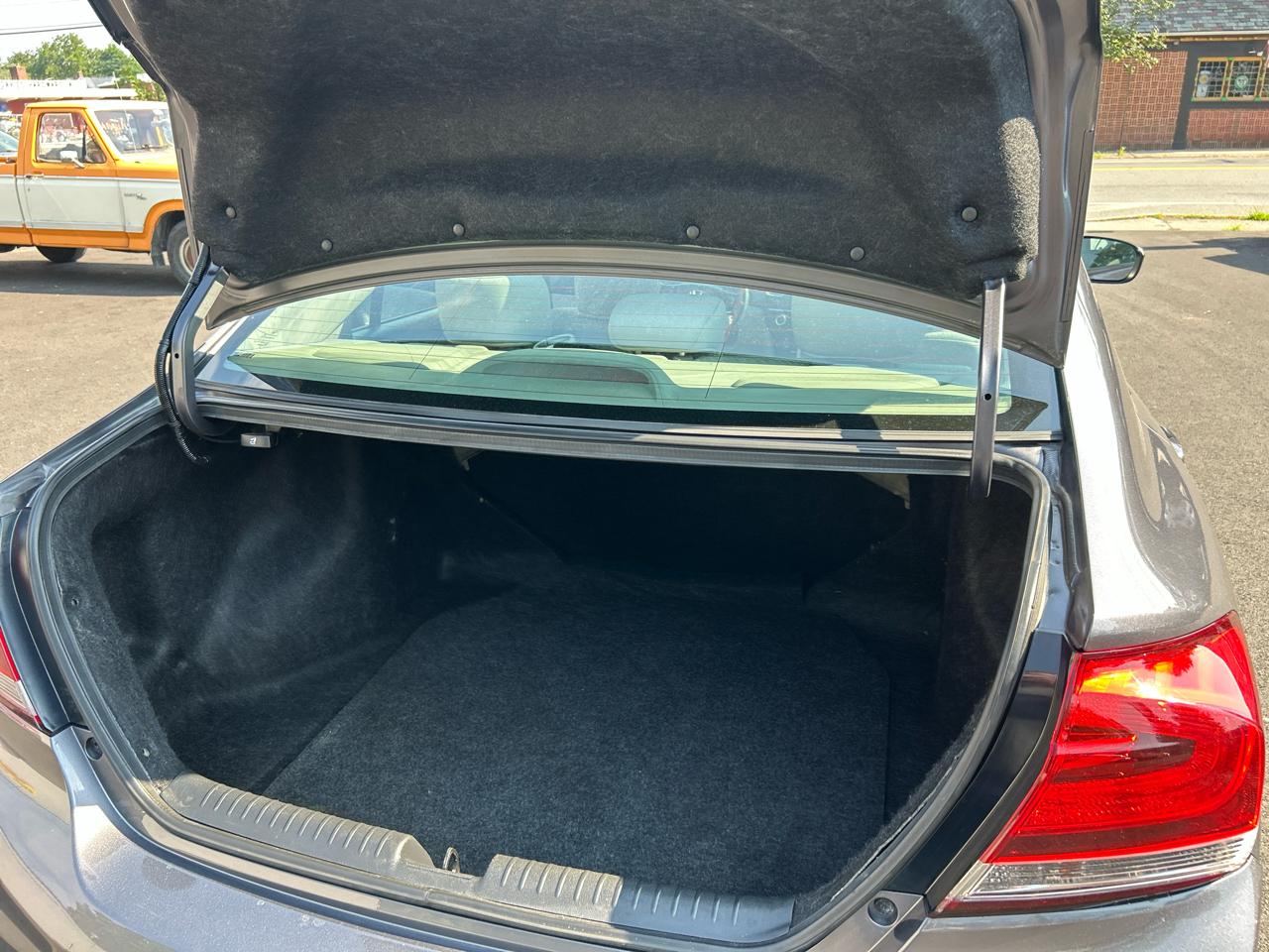 Honda Civic 4dr Sdn LX Auto 2015