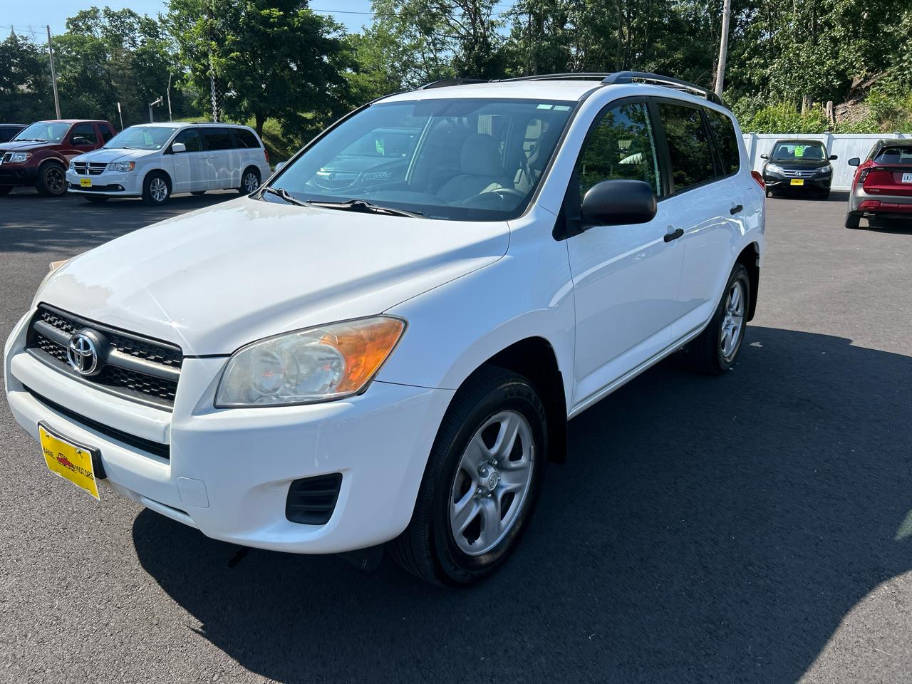 Toyota RAV4 Base I4 4WD 2011