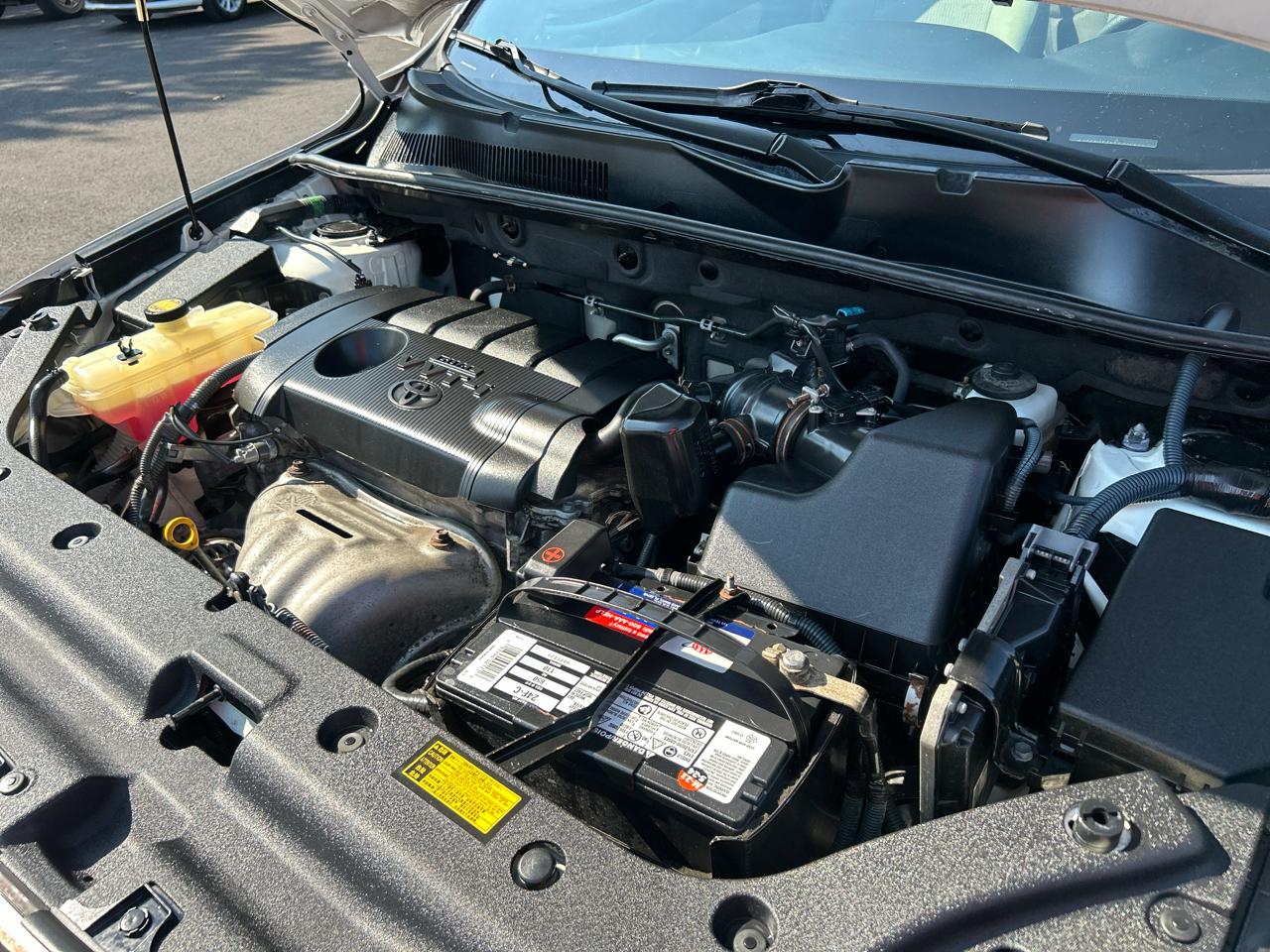 Toyota RAV4 Base I4 4WD 2011
