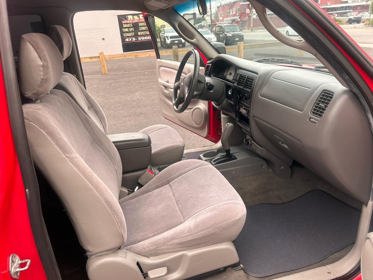 Toyota Tacoma PreRunner Xtracab V6 2WD 2003