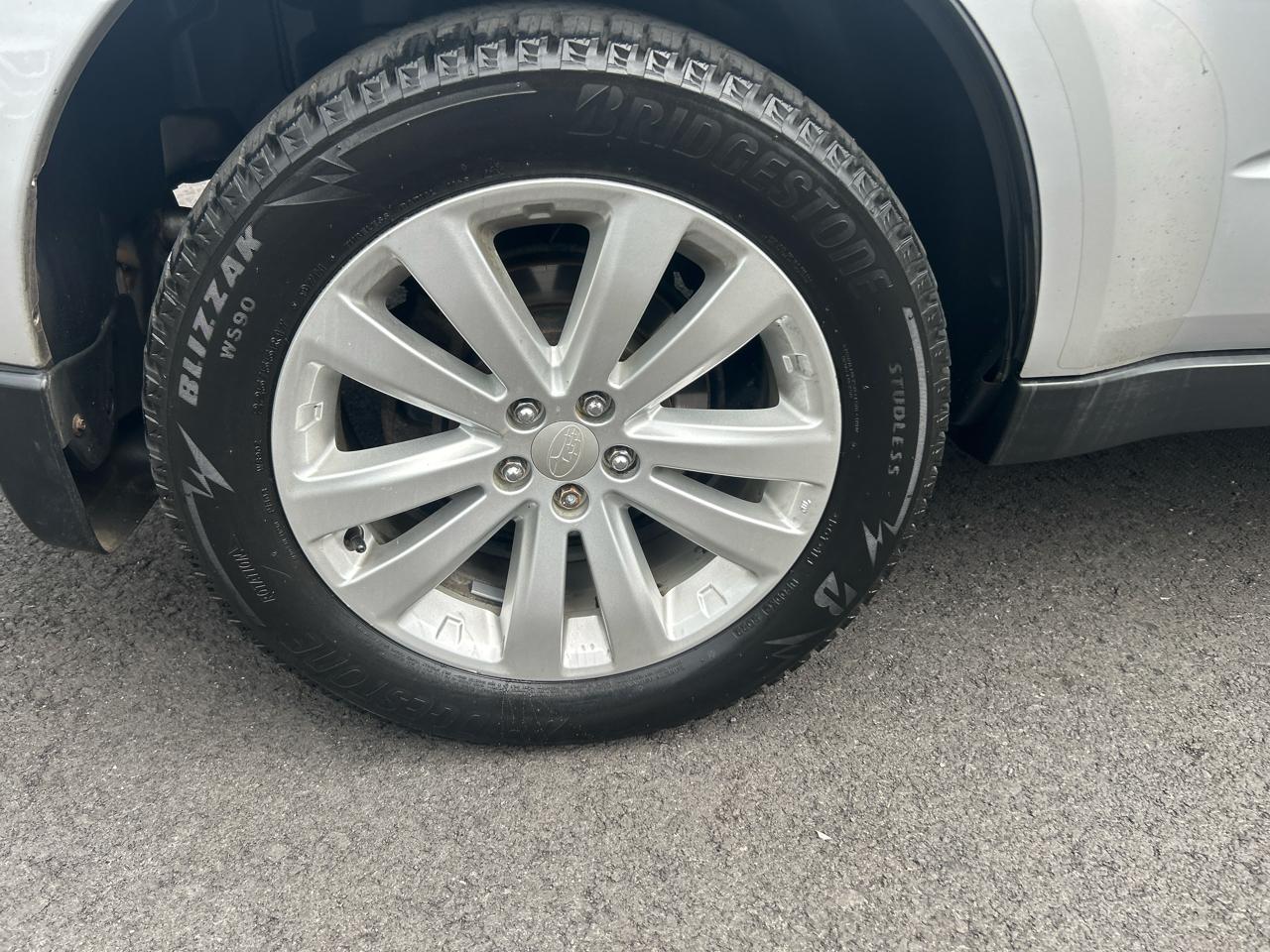 Subaru Forester 2.5X Limited 2011