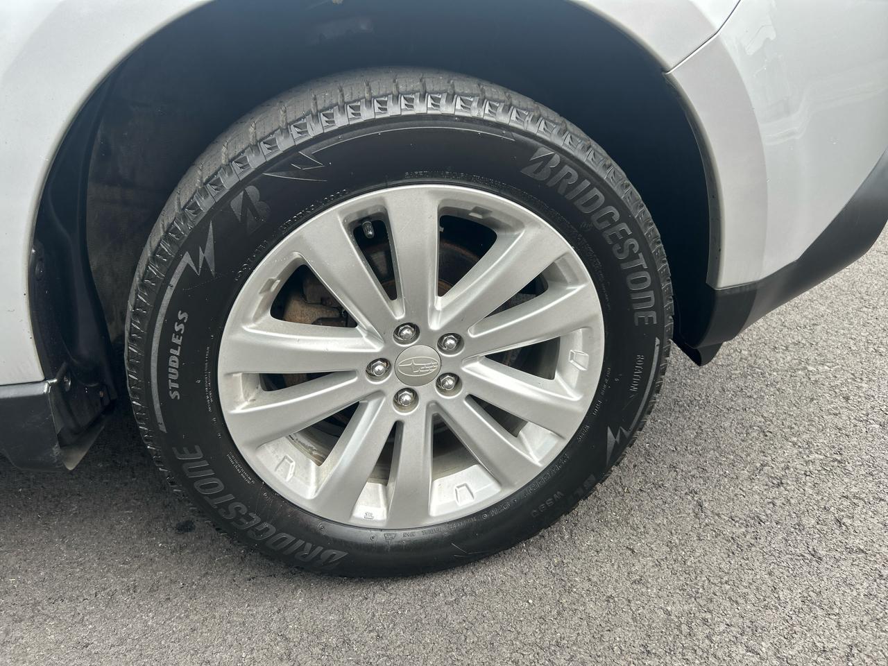 Subaru Forester 2.5X Limited 2011
