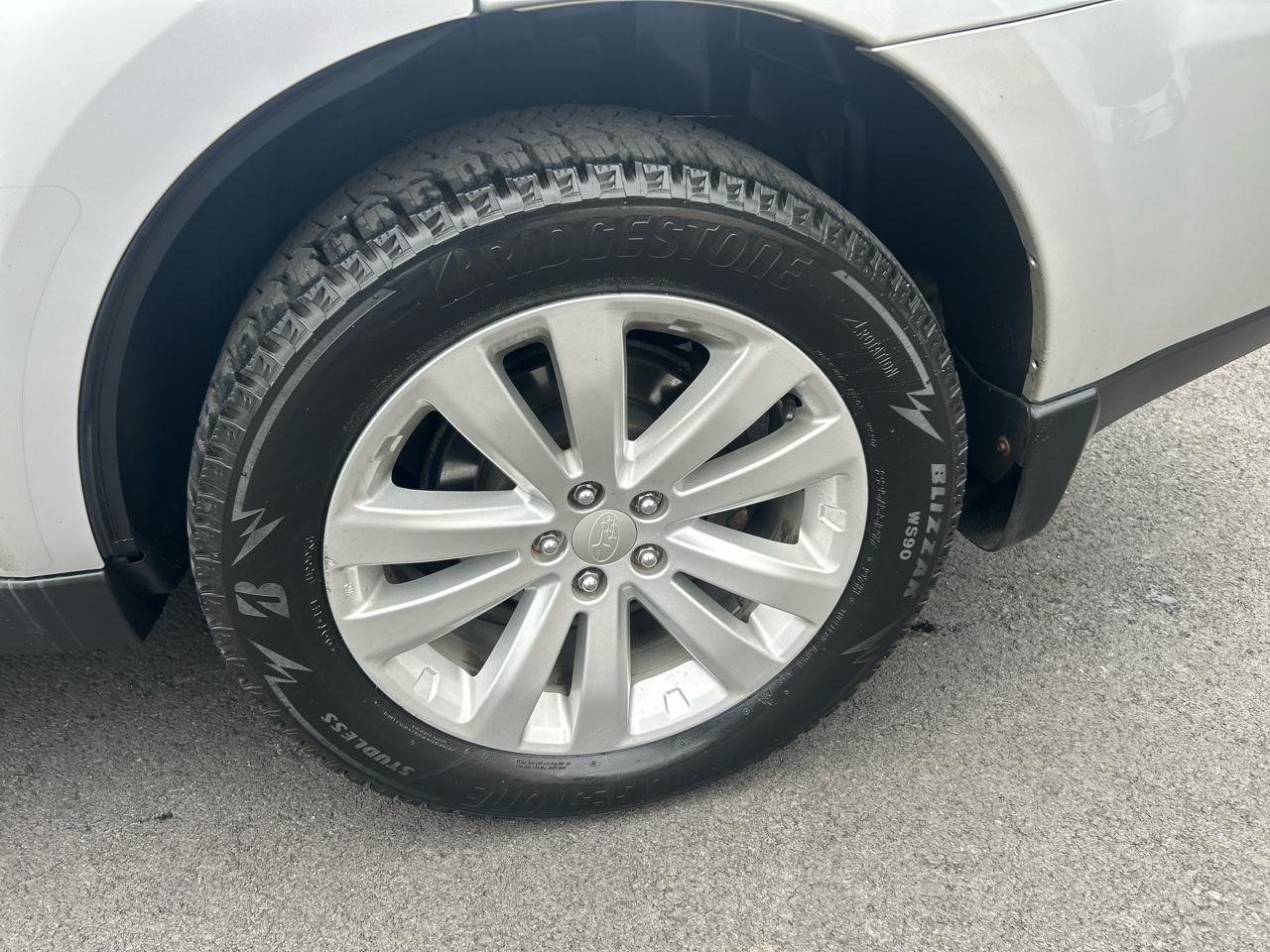 Subaru Forester 2.5X Limited 2011