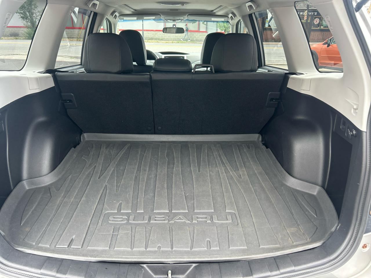 Subaru Forester 2.5X Limited 2011