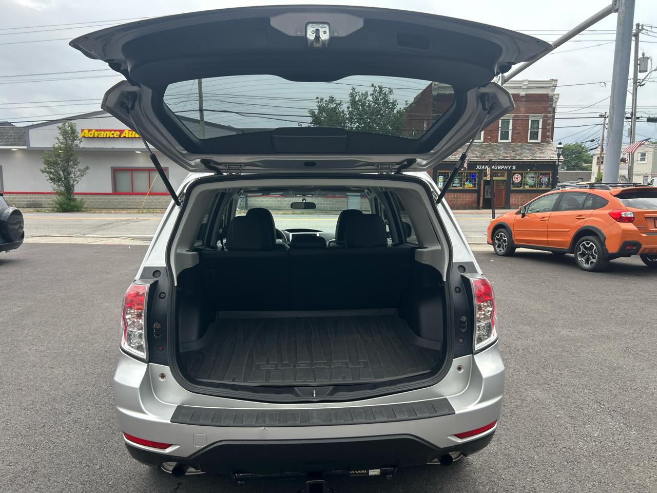 Subaru Forester 2.5X Limited 2011