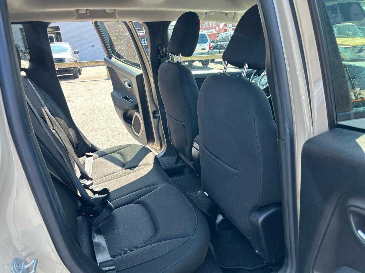 Jeep Renegade Latitude 4WD 2015