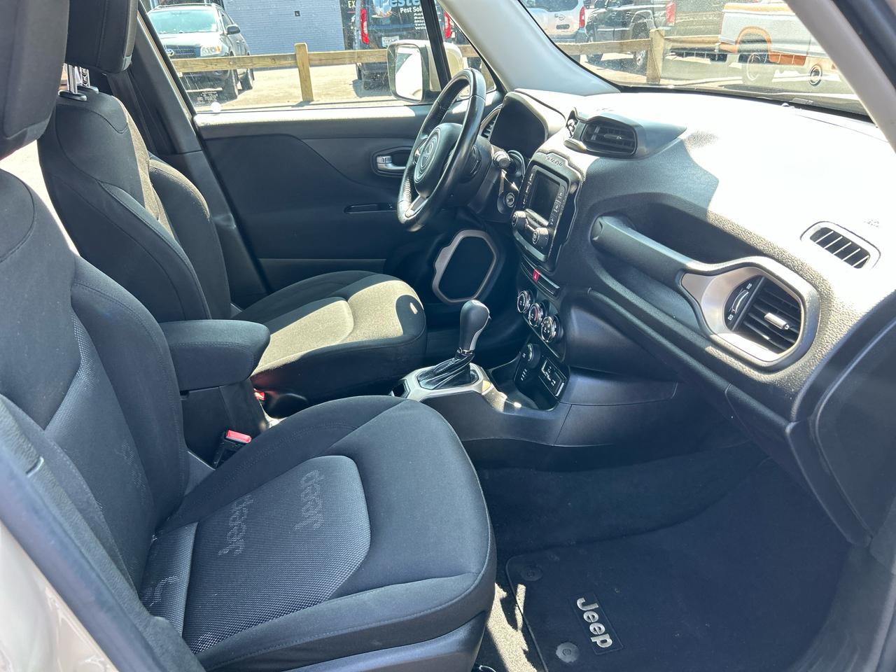 Jeep Renegade Latitude 4WD 2015