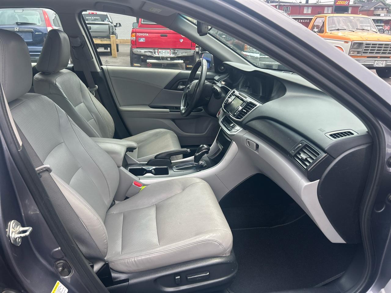 Honda Accord EX-L Sedan CVT 2013