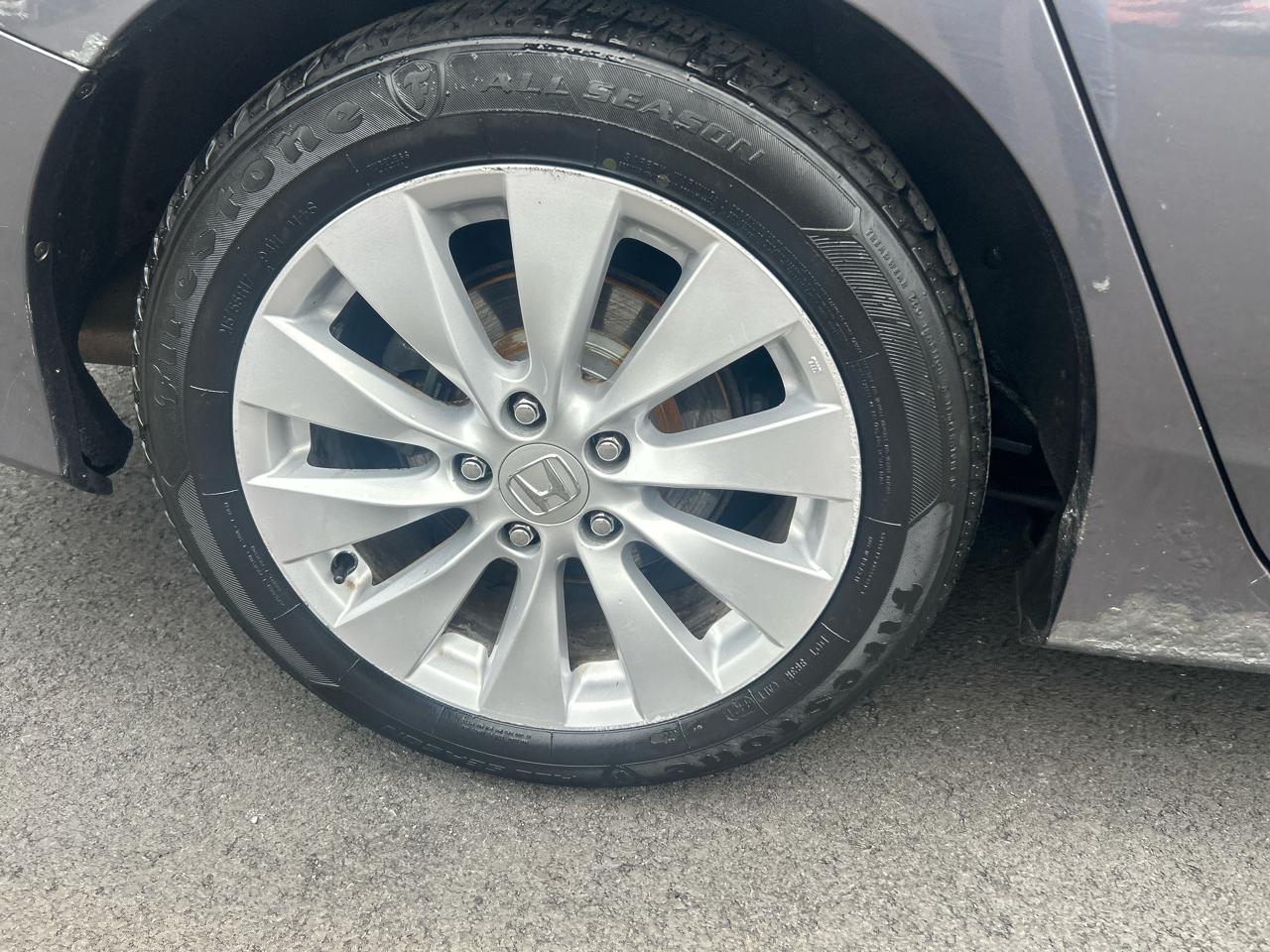 Honda Accord EX-L Sedan CVT 2013