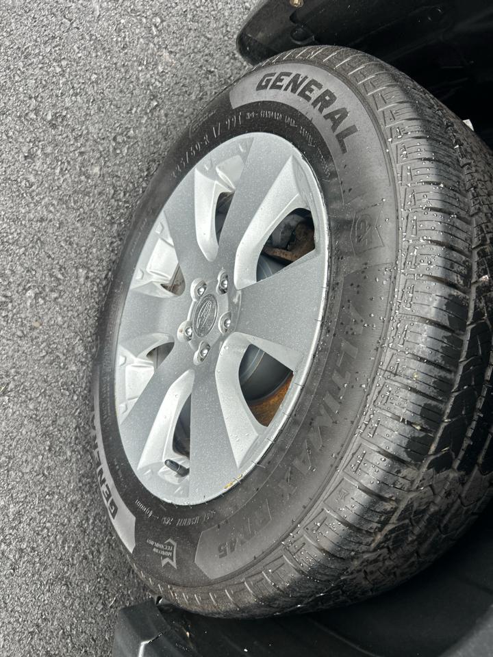 Subaru Outback 2.5i Premium 2012