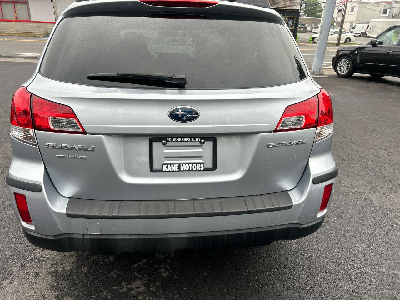 Subaru Outback 2.5i Premium 2012