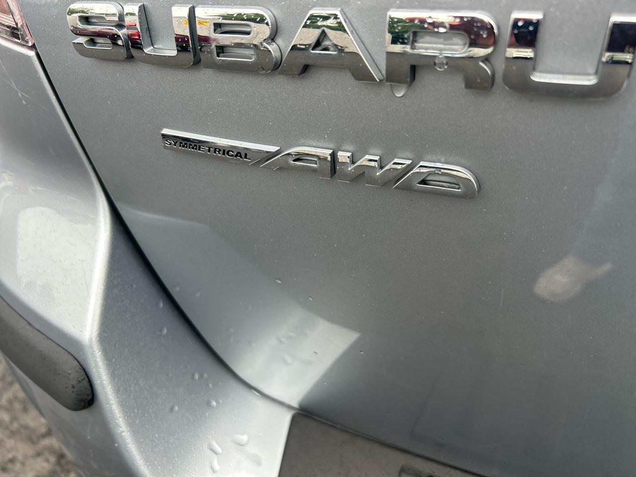 Subaru Outback 2.5i Premium 2012