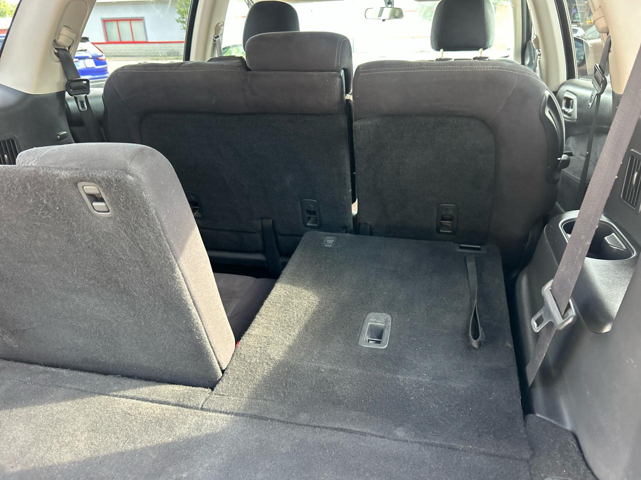 Nissan Pathfinder SV 4WD 2013